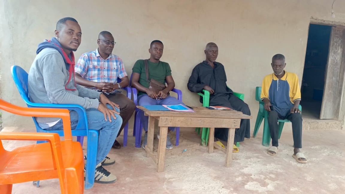 Mobilisation communautaire des populations des villages sur les trois axes à  du PARFT/UFM.